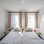 펜션 Sous Le Cielle D'ardenne - Met Sauna En Zwembad *