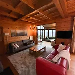 펜션 Sous Le Cielle D'ardenne - Met Sauna En Zwembad *