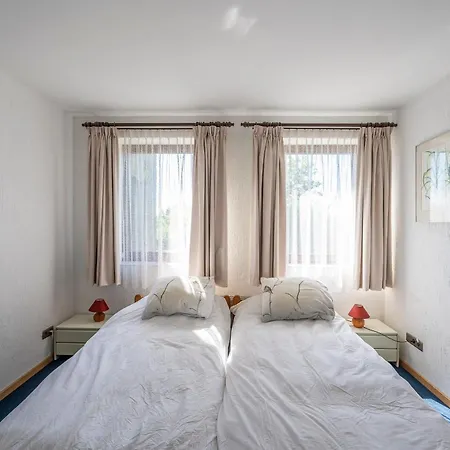 Dom wakacyjny Sous Le Cielle D'ardenne - Met Sauna En Zwembad *